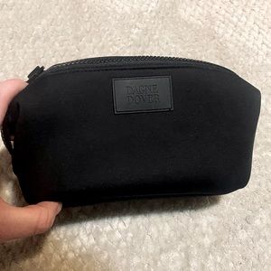 TODAY ONLY ‼️ Dagne Dover Hunter Toiletry Bag 🖤